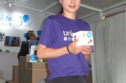 郭晶晶公公叫什么 小晶携手霍启刚演绎水上芭蕾 