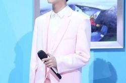 李宏毅快乐大本营撩妹 谢娜吴昕变姐姐粉 