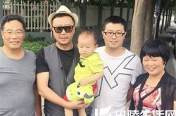 尖叫吧路人第五期郭涛变身司机 向乘客卖萝卜 