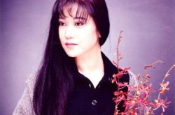 得意的笑李丽芬经典演绎 豪迈大气而不失柔情 