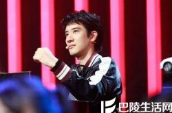 大城小爱歌词含义解析 表达在大都市生活人爱情维系的不易 