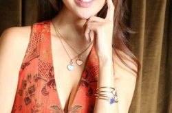 怎么还不爱杨凯琳歌曲赏析 与余枫唱出手机爱情的暧昧旋律 