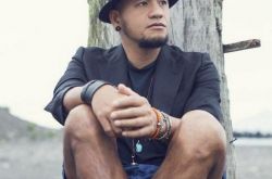 张震岳思念是一种病赏析 歌词真诚感人无造作 