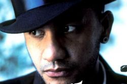 张震岳的歌怎么都不能听了 据悉是文化部下令禁播了 