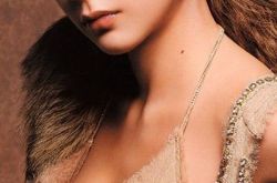 土屋安娜黑色眼泪赏析 讲述苦涩的感情让泪都变成黑色 