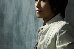 邰正宵歌曲《找一个字代替》欣赏 诉说对心上人的思念和深爱 