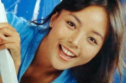 刘蓝溪小雨中的回忆赏析 系台湾校园民歌时期的著名歌曲 