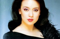 翁倩玉爱的奉献赏析 系传唱的央视《正大综艺》主题曲 