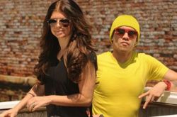 黑眼豆豆whereisthelove欣赏 销量惊人破纪录 