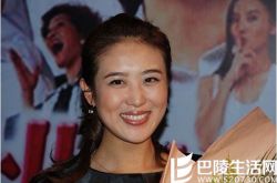 陈西贝骑河马与袋鼠过招   《又见》剧组进勇往直前 