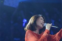 魏雪漫被淘汰真相揭秘 同张碧晨演绎《一路上有你》唱哭观众 