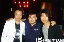 陈宁歌手用低音拿下听众 用灵魂传递音乐 