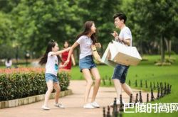 揭露王亭文父母照片 面容楚楚惊艳全场