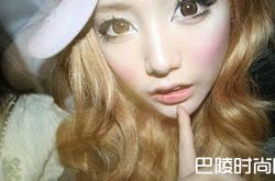 裴达美卸妆后瞬间变成40岁 到底是什么原因造成的呢？