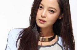 辛芷蕾是谁的女儿 辛芷蕾家庭背景曝光