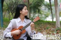 少女神似奶茶妹妹 学霸李秋曈海量私照曝光