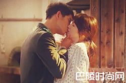 宋仲基写信给粉丝 以前暗恋宋慧乔宋宋CP甜蜜Kiss曝光