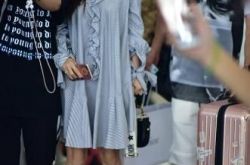 霍思燕穿衬衫裙秒变少女  霍思燕的儿子为什么叫李晨爸爸