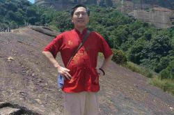 民间中医喻宗元  用祖传秘方给穷人看病“倒贴”药费