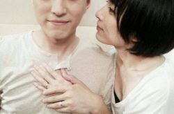 靳东个人资料曝光 老婆李佳和前夫离婚被疑性生活不和谐