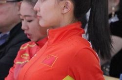 张豆豆为什么退役 张豆豆挺胸照走红