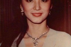 林青霞个人资料家庭背景身高 林青霞离婚 林青霞有几任老公