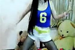 yy主播夏可可内衣热舞视频 yy夏可可被谁干过