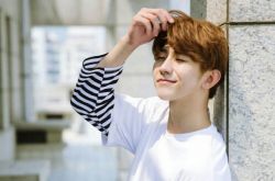 《偶像练习生》蔡徐坤十连冠 rap实力跳的飞起