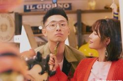 张嘉倪曝光老公买超真实身份 实打实的高富帅呀