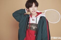 胡文煊是怎么被选上的，他有哪些特长技能