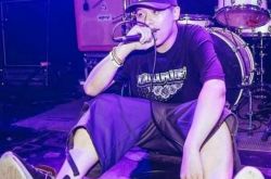 活死人厂牌成员介绍 法老创立杨和苏雄起