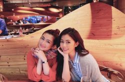 演戏10年遭赵薇批非常干 任容萱哽咽吐心声