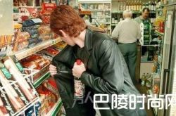 湖南一男子偷盗成瘾 最爱偷学生试卷自己还做一遍