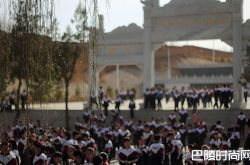 2017优秀清明节诗歌朗诵稿欣赏 缅怀先贤纪念英烈