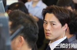 韩国总统保镖爆红 帅气凛然被誉为保镖界的F4