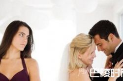 驱赶“小三”成为职业 职业人年收入上百万