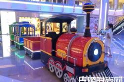 小孩商场玩小火车被卡住 不幸未及时发现最终死亡