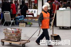 保洁员起诉街办无养老 政府应该给临时工养老吗？