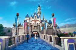 港珠澳大桥高铁将通车 迪士尼通行证优惠内地游客