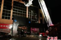 广西百色一酒吧坍塌怎么回事