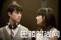 抓住时机追女生，大师教你怎么和女生搭讪