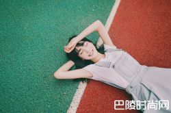 怎样和陌生人搭讪，才能博得对方的好感