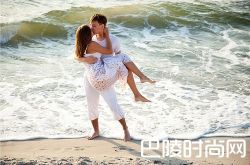 聊天搭讪技巧​教你如何跟女生高谈阔论