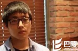 留着大背头 谈笑间从容化解资本主义的阴谋诡计