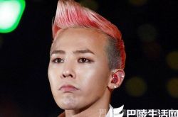 权志龙呐 为什么你染任何发色都那么好看