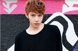 男生斜刘海发型推荐,男生斜刘海发型图片