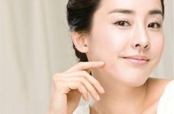 用醋洗脸有利于改善皮肤质量  如何合理用醋洗脸