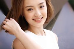 婴儿肥女生适合哪种短发发型 短发更能彰显时尚品味