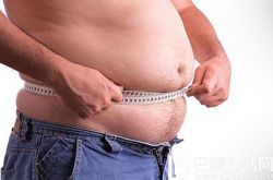 腰腹赘肉的形成 赘肉成因及解决技巧
