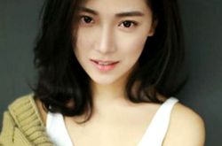 中分中长卷发 空气刘海中长卷发发型长刘海中分